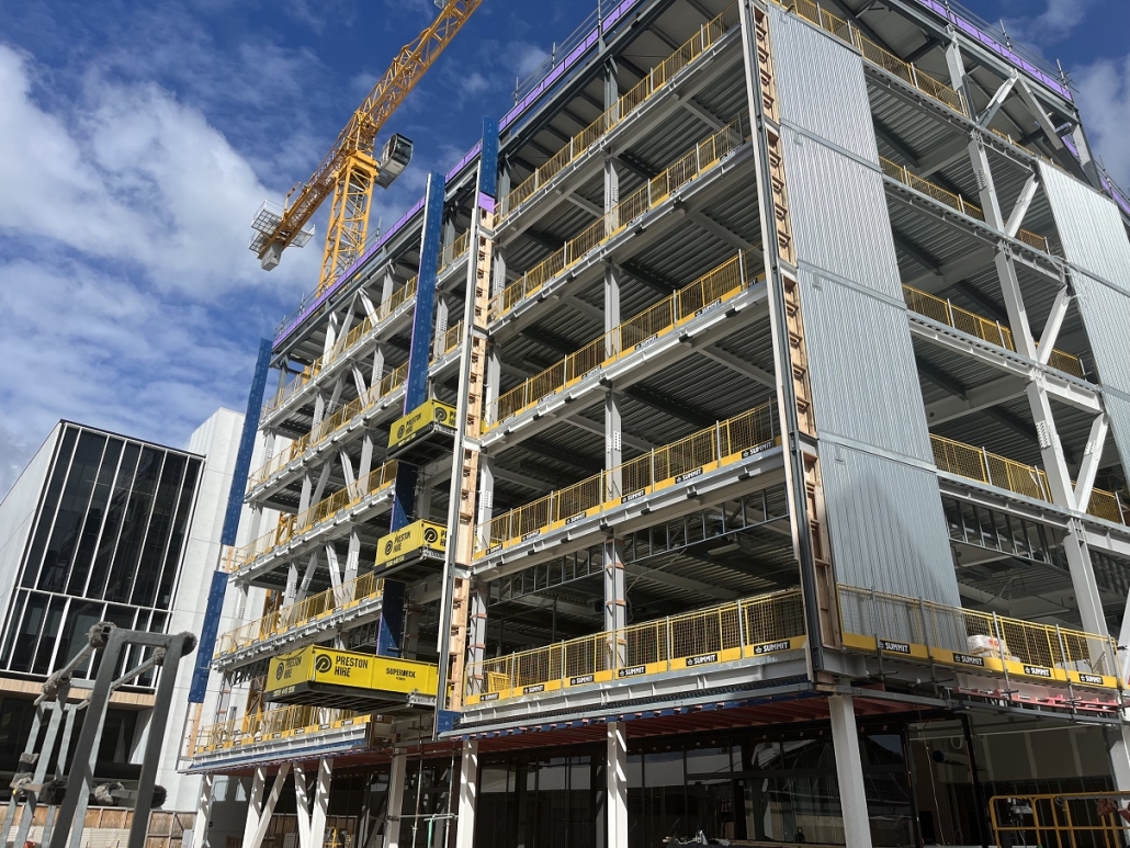 Commercial, Civil, Industrial Scaffolding Auckland. Contact Summit Scaffolding Ltd.