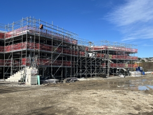 Residential Scaffold Hire and Sales Auckland Region. Contact Summit Scaffolding Ltd.