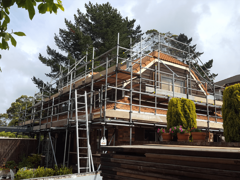 Residential Scaffold Auckland. Contact Summit Scaffolding Ltd.